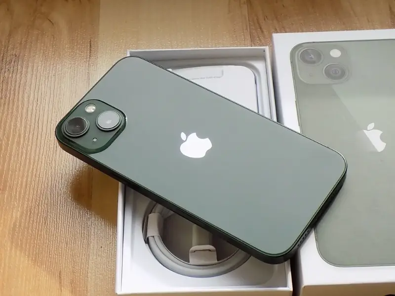 iPhone 13 128GB Zelená